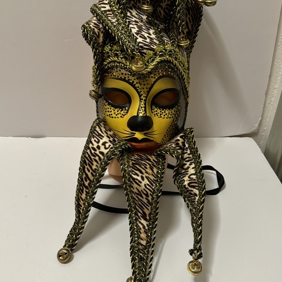 2 Vintage Elegant Venetian Masquerade Mask - Picture 5 of 15